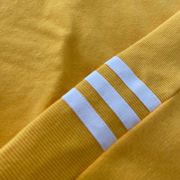 Adidas Golden Crewneck Sweatshirt NWOT - Picture 6 of 7